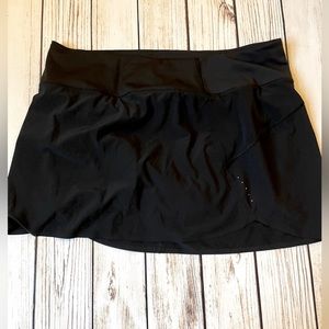 Athleta Run With It 14” Skort